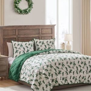 Green and White Pine Pattern Bedding Set